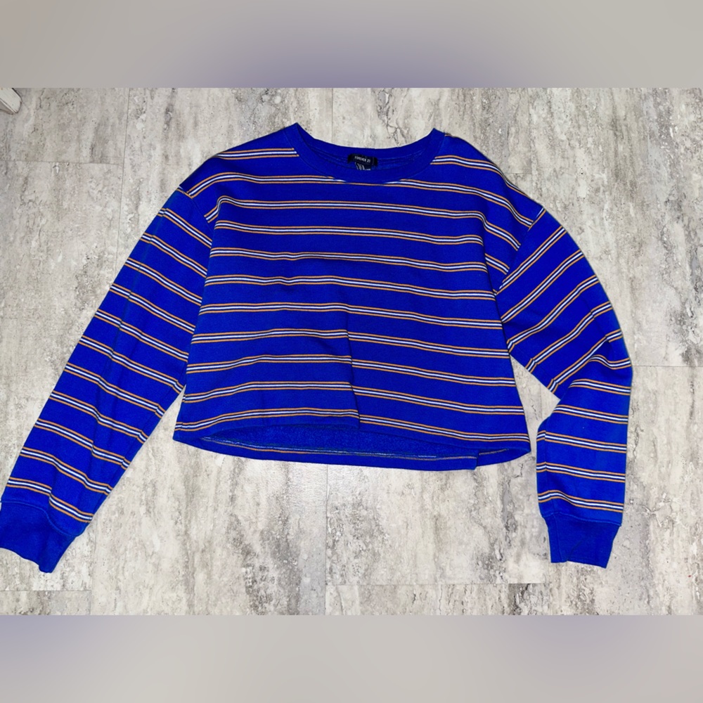 Forever 21 crop sweater shirt